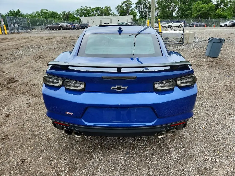 2021 CHEVROLET CAMARO LZ  