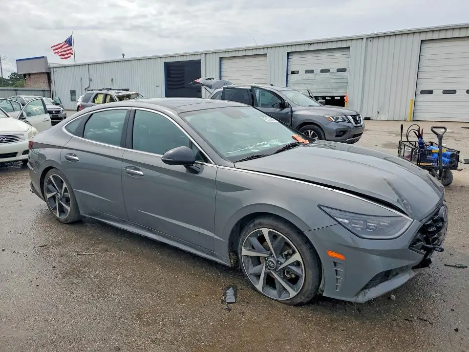 2023 HYUNDAI SONATA SEL PLUS  