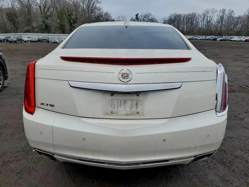 2015 CADILLAC XTS LUXURY COLLECTION  