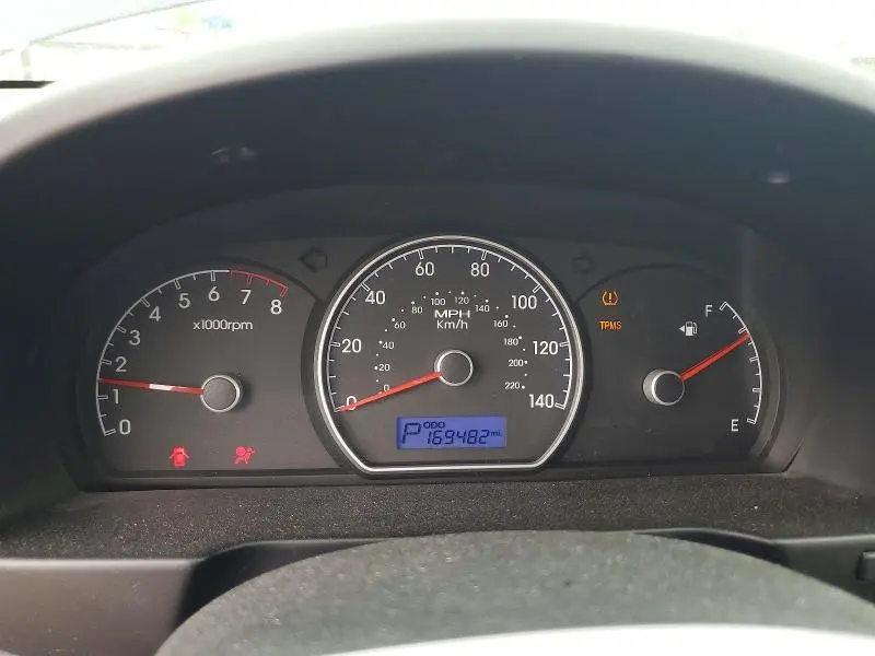 2010 HYUNDAI ELANTRA GLS  