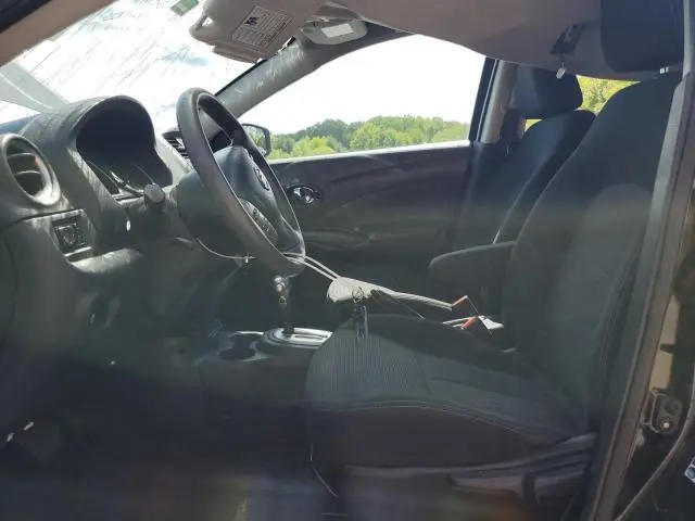 2017 NISSAN VERSA S  