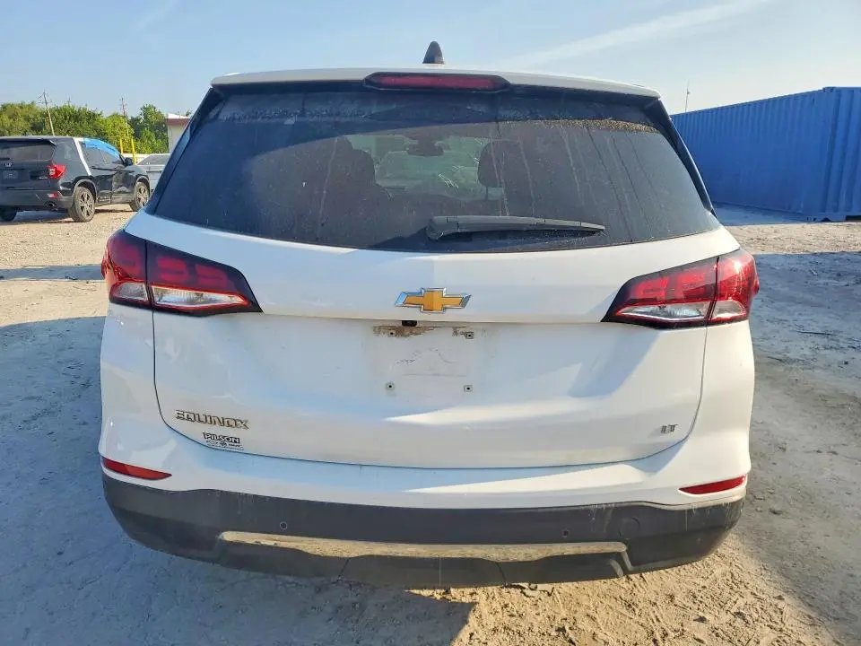 2022 CHEVROLET EQUINOX LT  