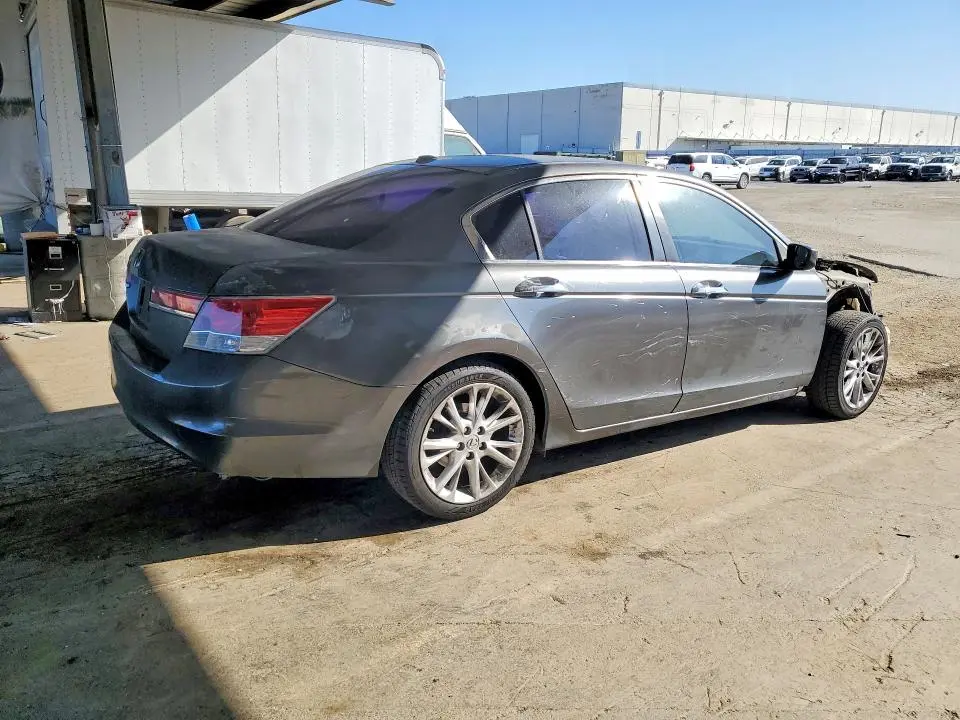 2011 HONDA ACCORD EXL  