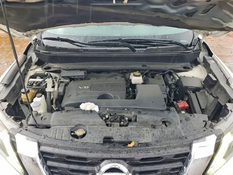2017 NISSAN PATHFINDER SV  