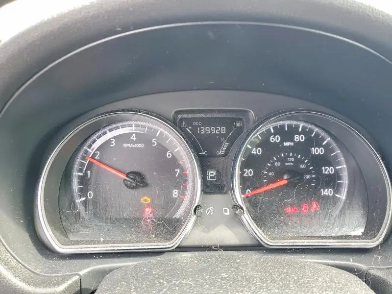 2018 NISSAN VERSA SV  