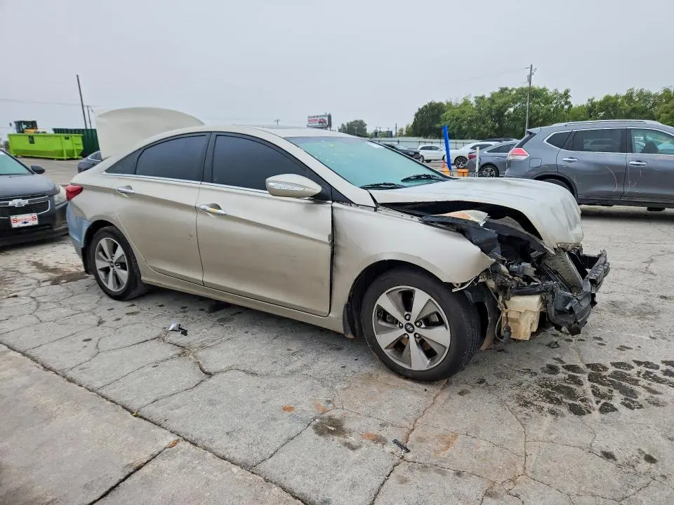 2011 HYUNDAI SONATA LIMITED  