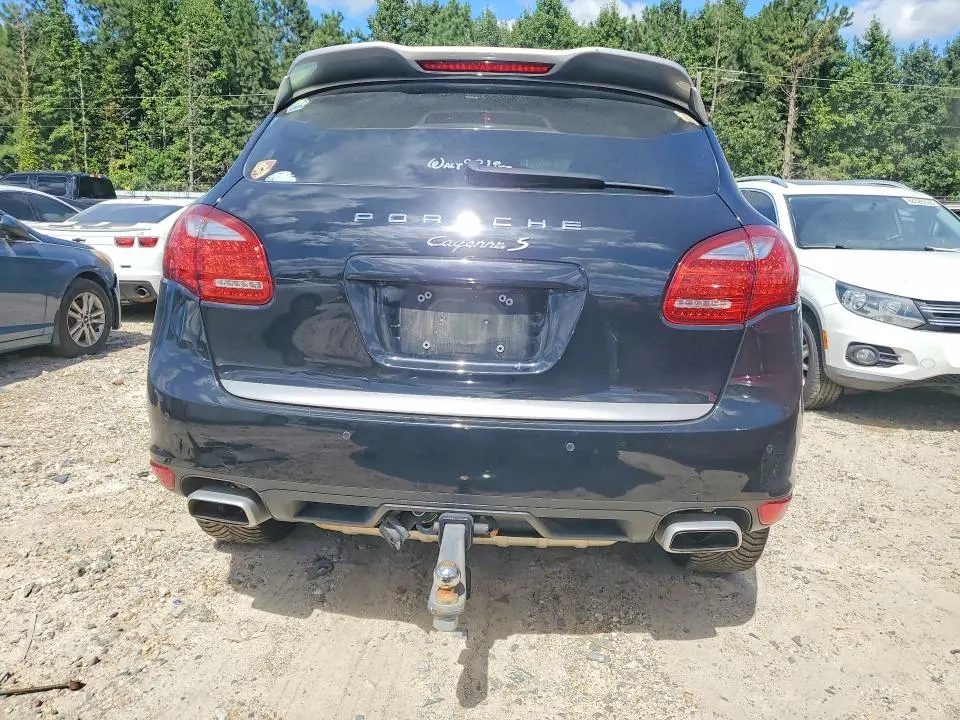 2014 PORSCHE CAYENNE   