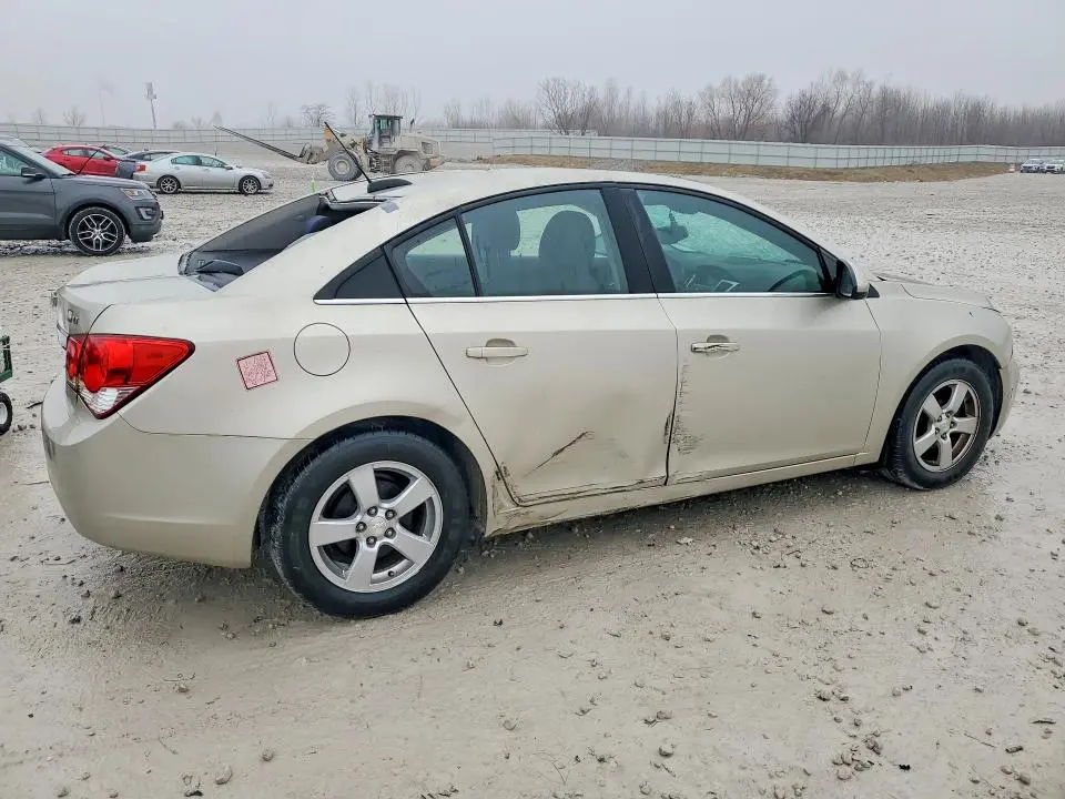 2015 CHEVROLET CRUZE LT  