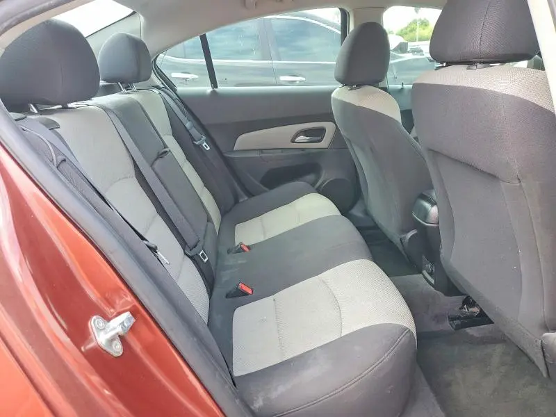 2012 CHEVROLET CRUZE LS  