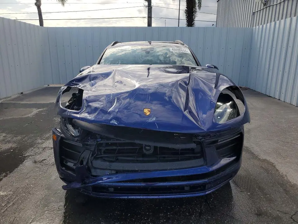 2026 PORSCHE MACAN BASE  