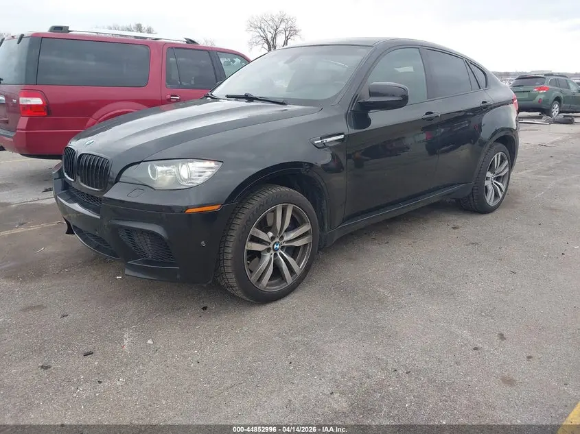 2012 BMW X6 M  