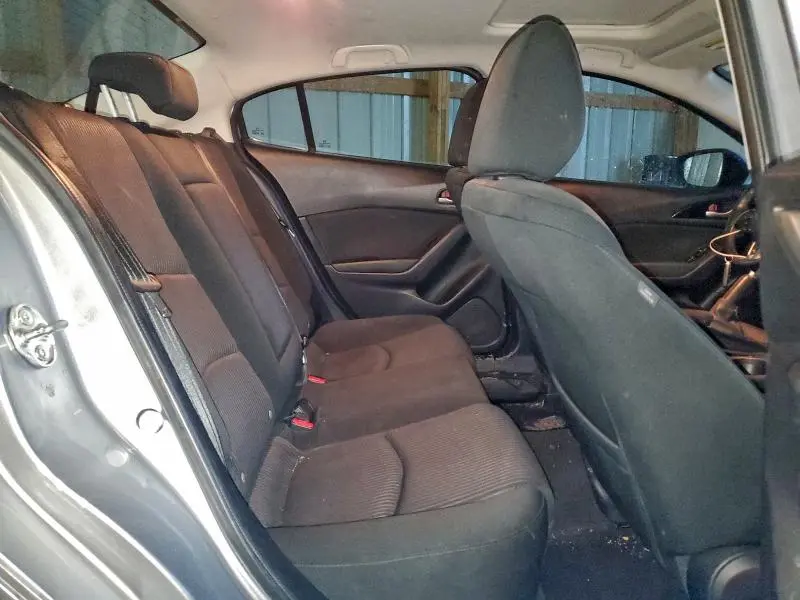 2015 MAZDA 3 TOURING  