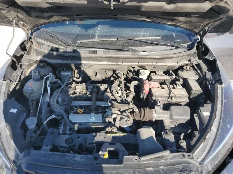 2022 NISSAN KICKS SR  