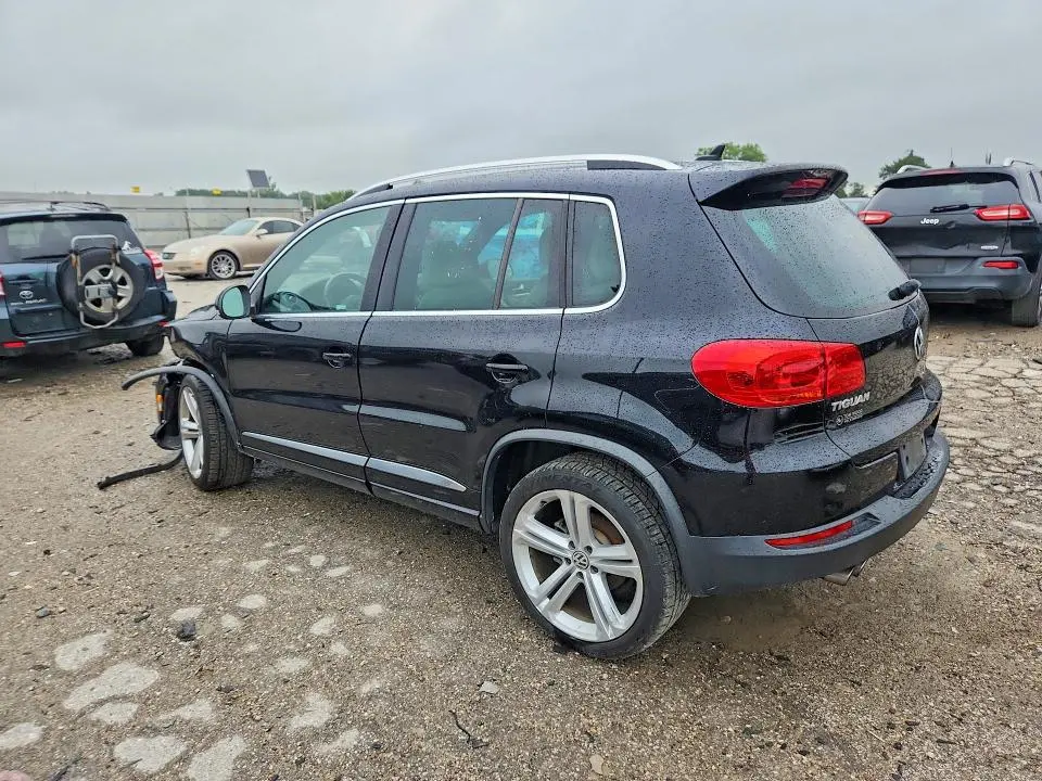 2014 VOLKSWAGEN TIGUAN S  