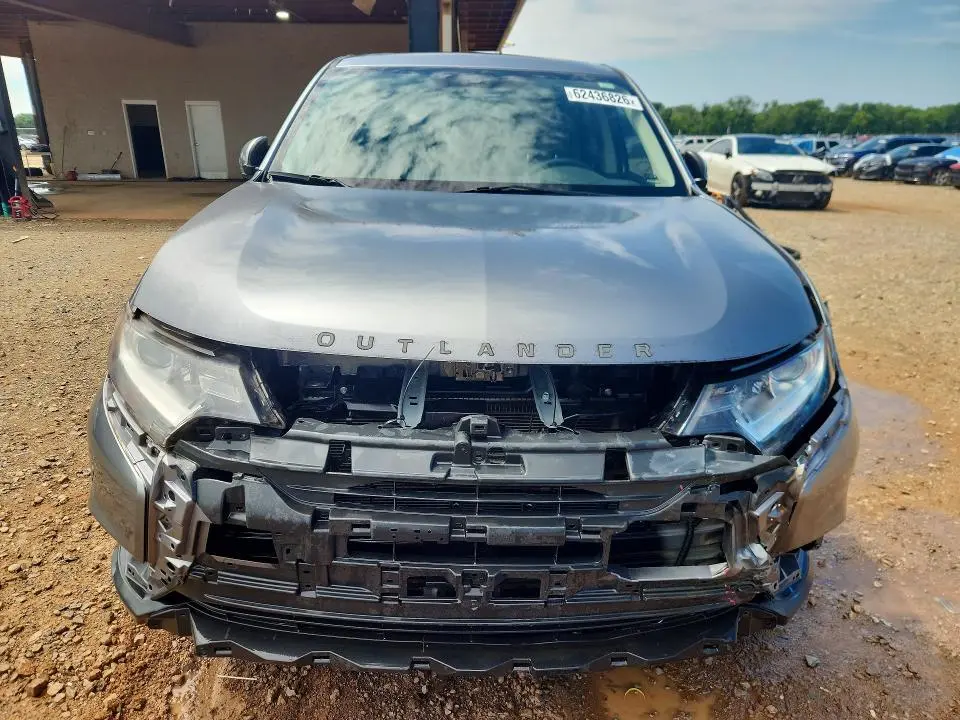 2019 MITSUBISHI OUTLANDER SE  