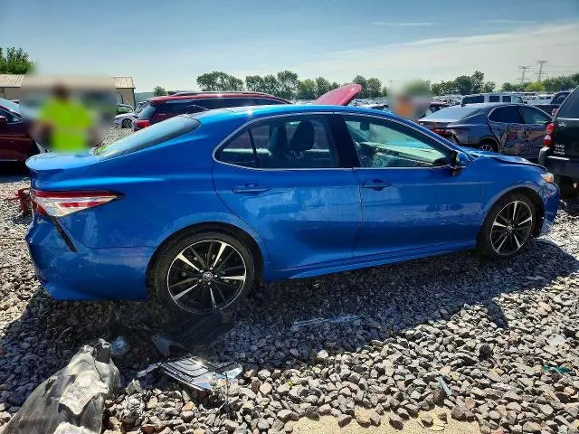 2020 TOYOTA CAMRY XSE  