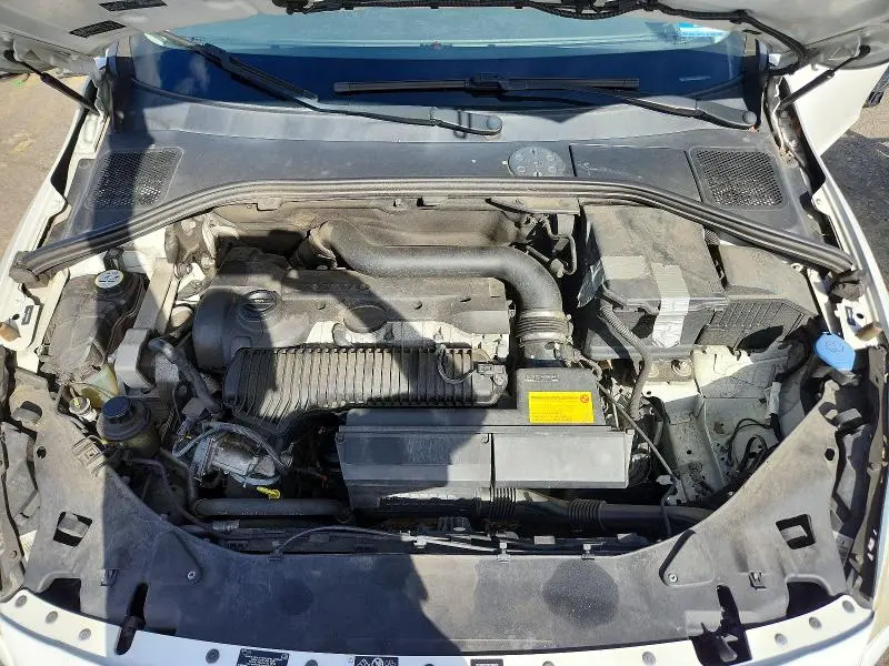 2013 VOLVO S60 T5  