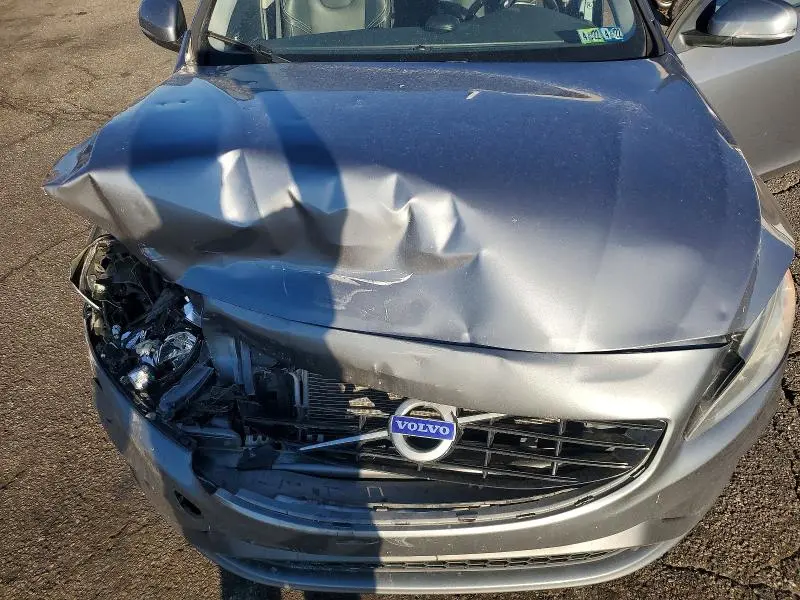 2018 VOLVO S60 DYNAMIC  