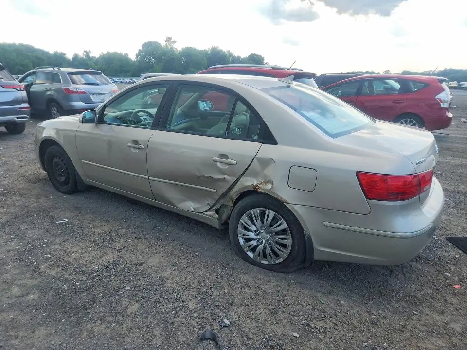 2010 HYUNDAI SONATA GLS  