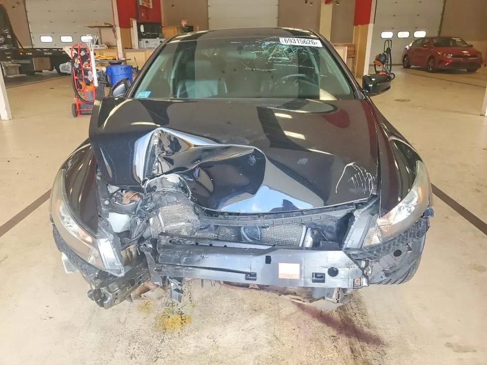 2011 HONDA ACCORD EXL  