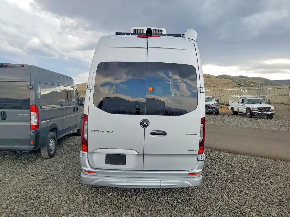 2024 MERCEDES-BENZ SPRINTER 2500  