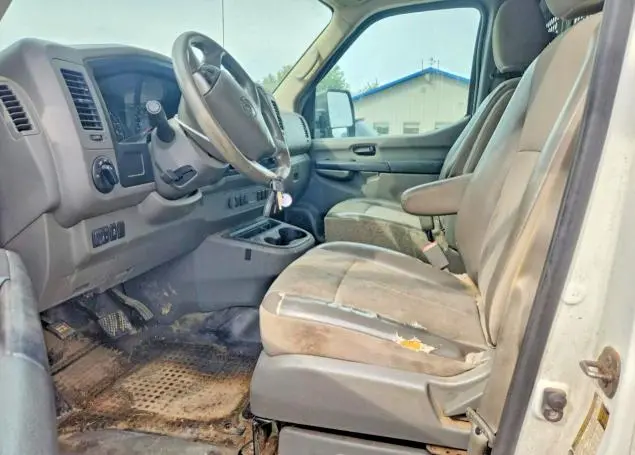 2016 NISSAN NV   