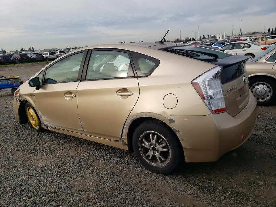 2010 TOYOTA PRIUS   