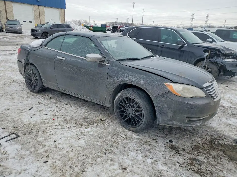 2011 CHRYSLER 200 LIMITED  