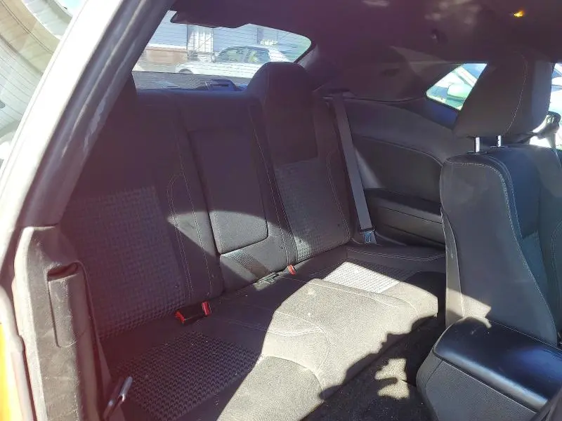 2015 DODGE CHALLENGER SXT  