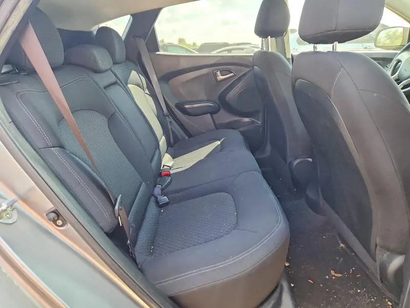 2012 HYUNDAI TUCSON GL  