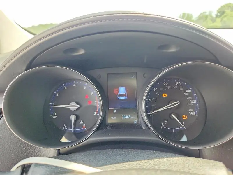 2021 TOYOTA C-HR LE  