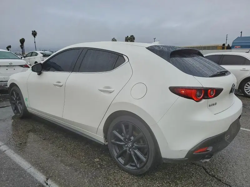 2022 MAZDA 3 PREMIUM  