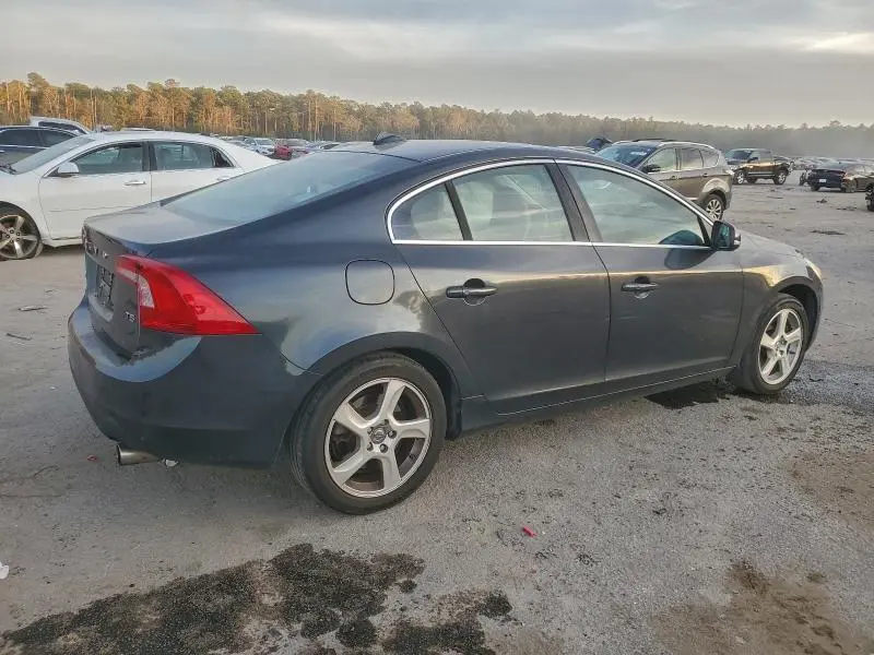 2013 VOLVO S60 T5  