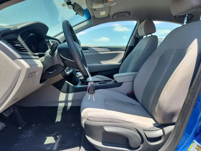 2018 HYUNDAI SONATA SE  