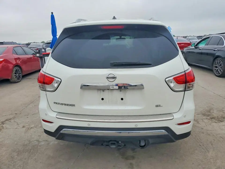 2015 NISSAN PATHFINDER SL  