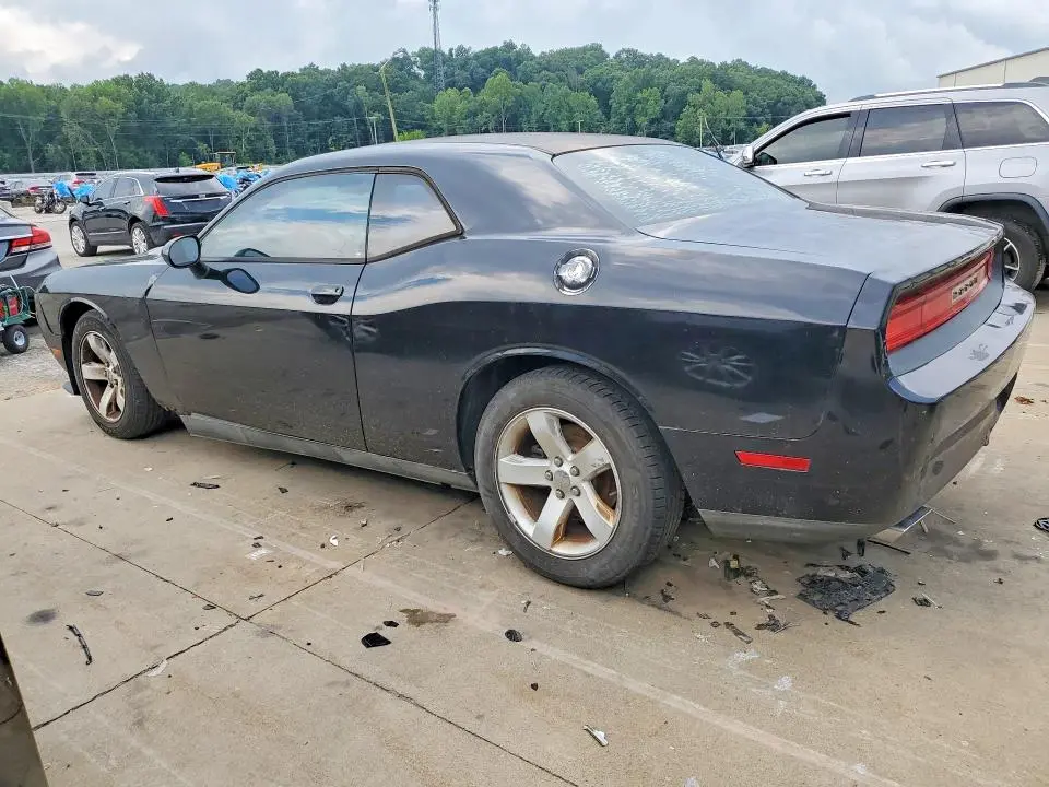 2013 DODGE CHALLENGER SXT  
