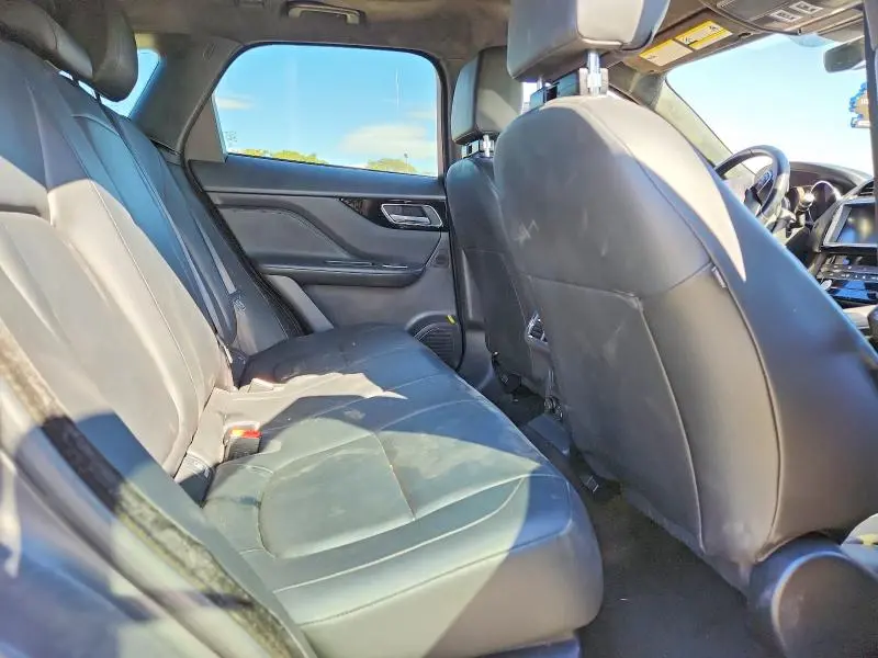 2019 JAGUAR F-PACE PREMIUM  
