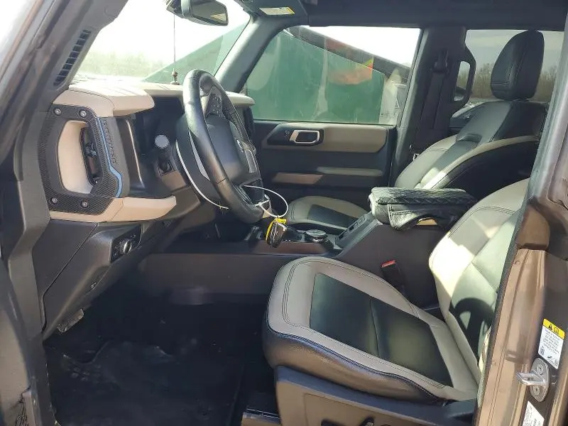2023 FORD BRONCO BASE  