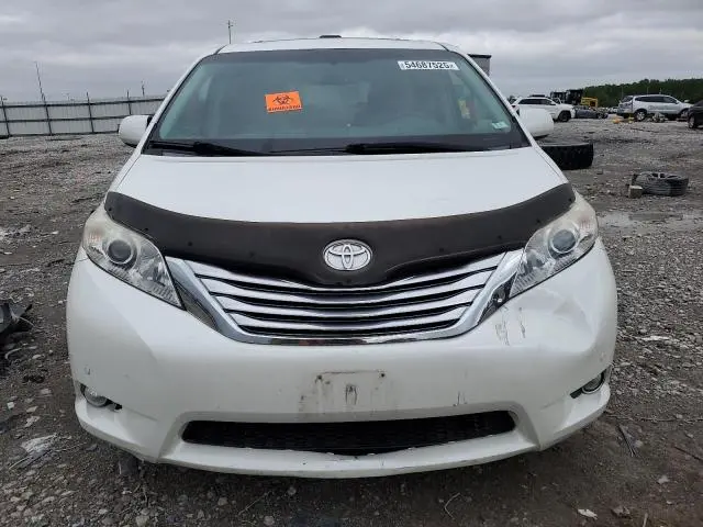 2011 TOYOTA SIENNA XLE  