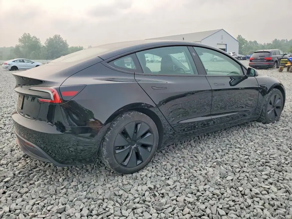 2024 TESLA MODEL 3   