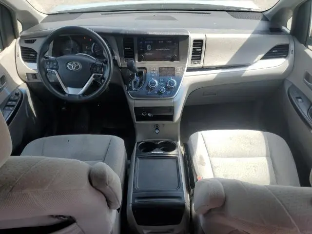2015 TOYOTA SIENNA LE  