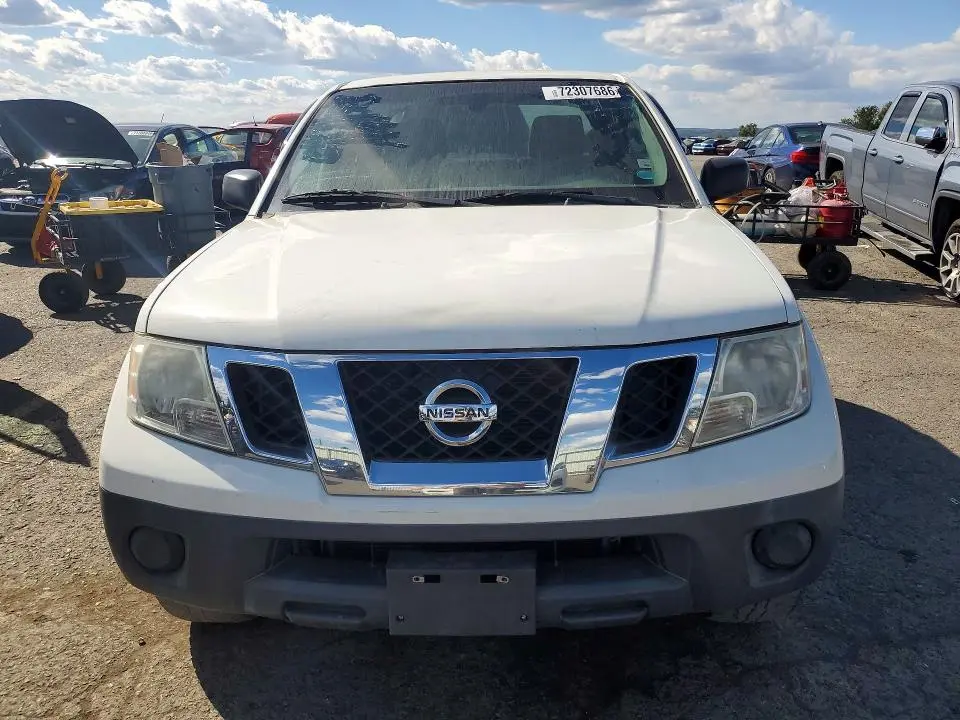 2015 NISSAN FRONTIER S  