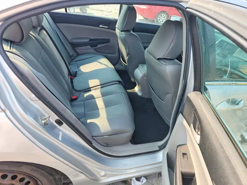 2012 HONDA ACCORD LX  