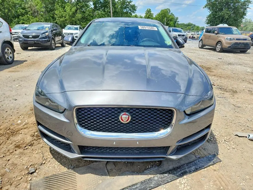 2019 JAGUAR XE PREMIUM  