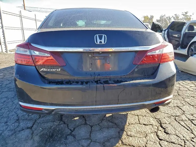 2017 HONDA ACCORD LX  