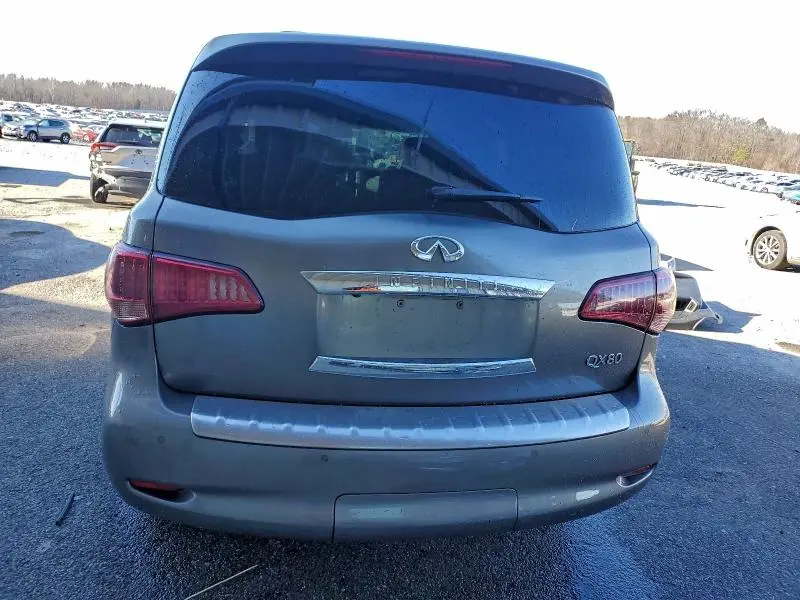 2015 INFINITI QX80   