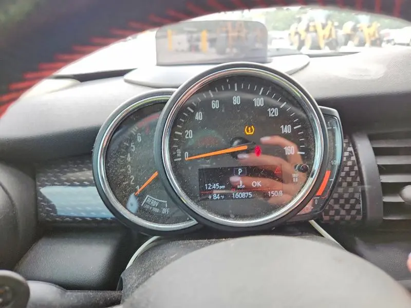 2019 MINI COOPER S  