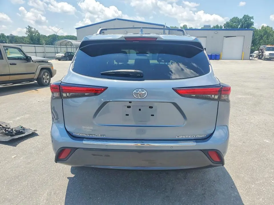 2021 TOYOTA HIGHLANDER LIMITED  