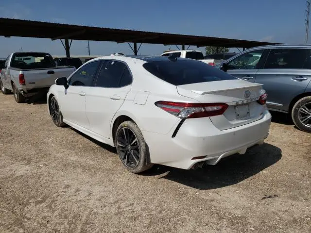 2019 TOYOTA CAMRY XSE