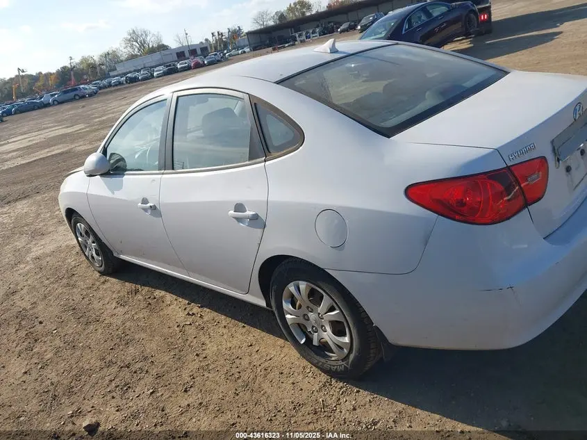 2010 HYUNDAI ELANTRA GLS